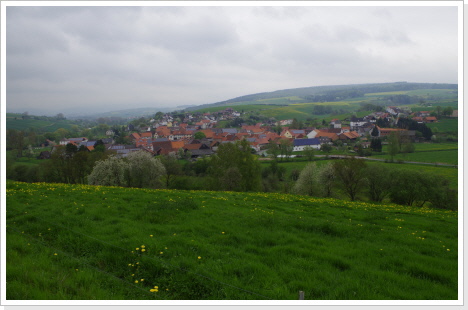 Blick über Offensen in Richtung Uslar Blick über Offensen in Richtung Uslar